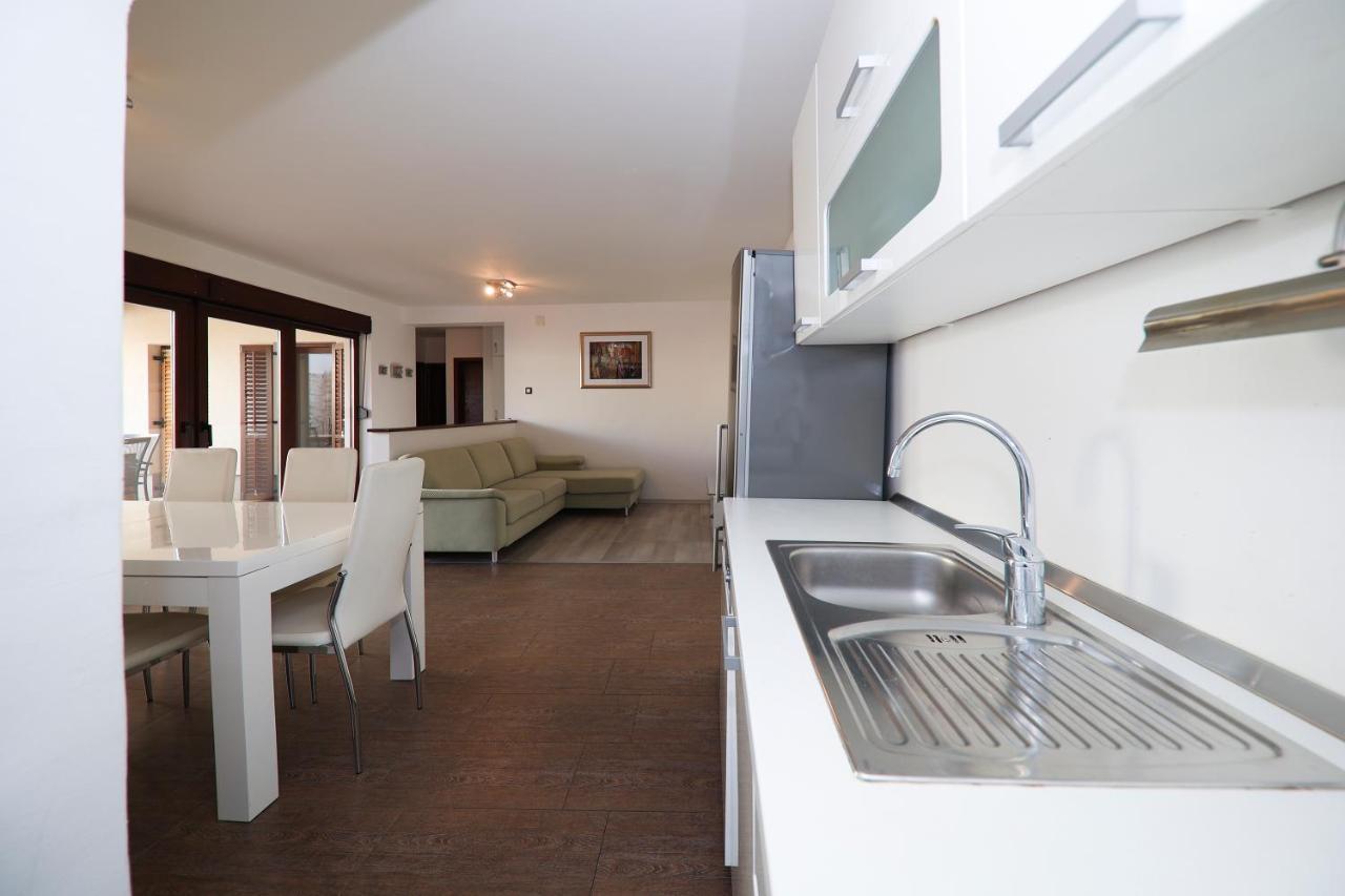 Apartman Murter Exterior foto