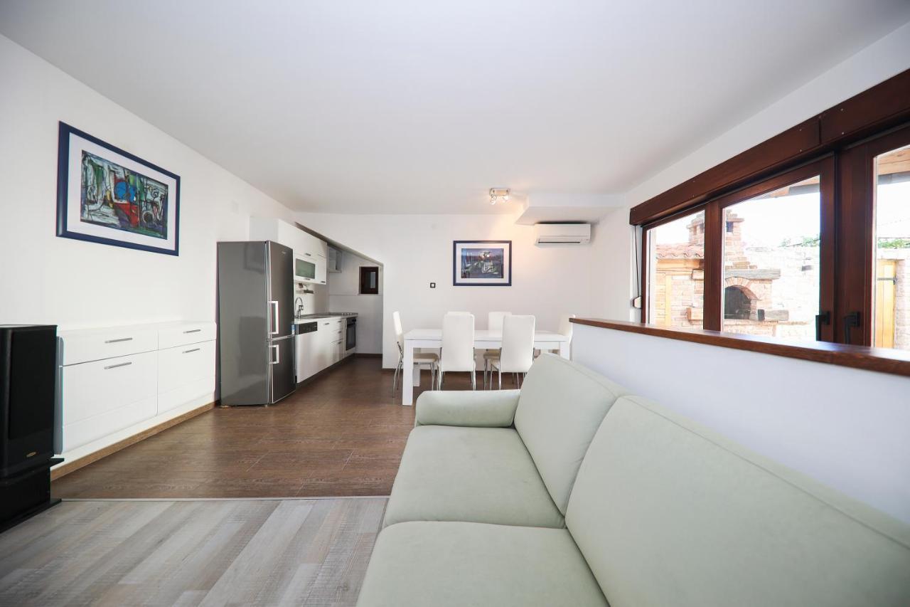 Apartman Murter Exterior foto