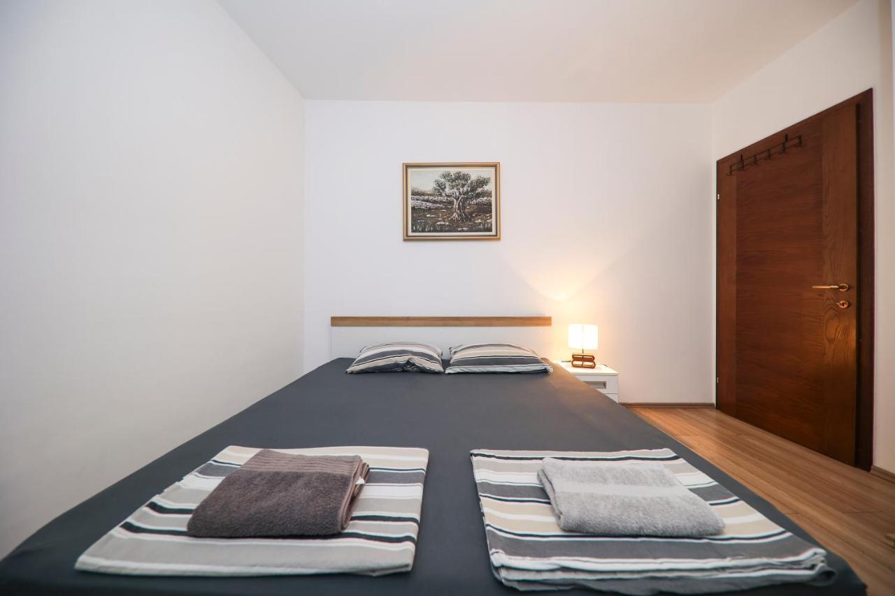 Apartman Murter Exterior foto