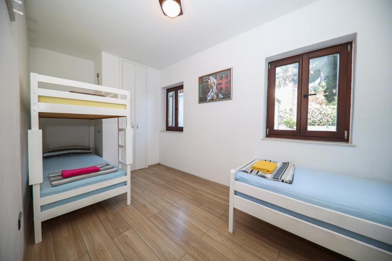 Apartman Murter Exterior foto